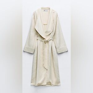 Frayed rustic trench